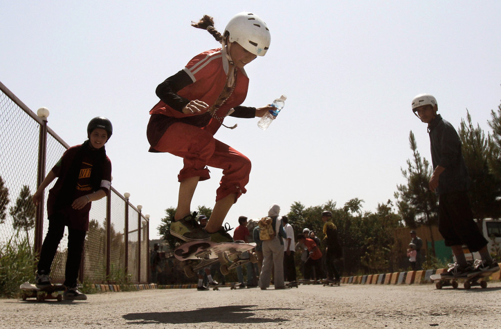 Afghanistan Meets Skateboarding – Provides Distraction From Desolation